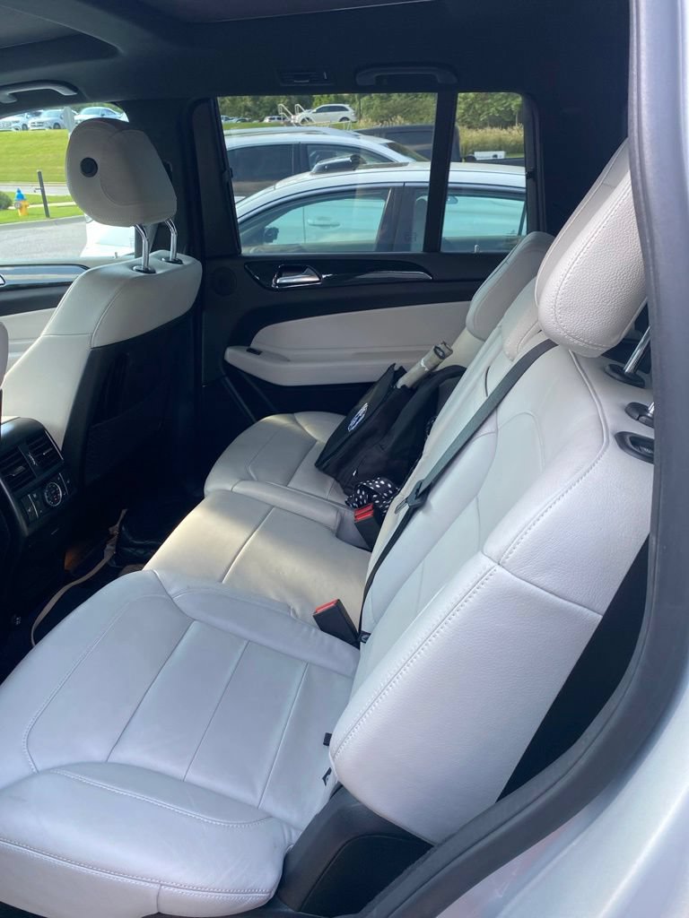 Used 2019 Mercedes-Benz GLS 450 4MATIC image 6