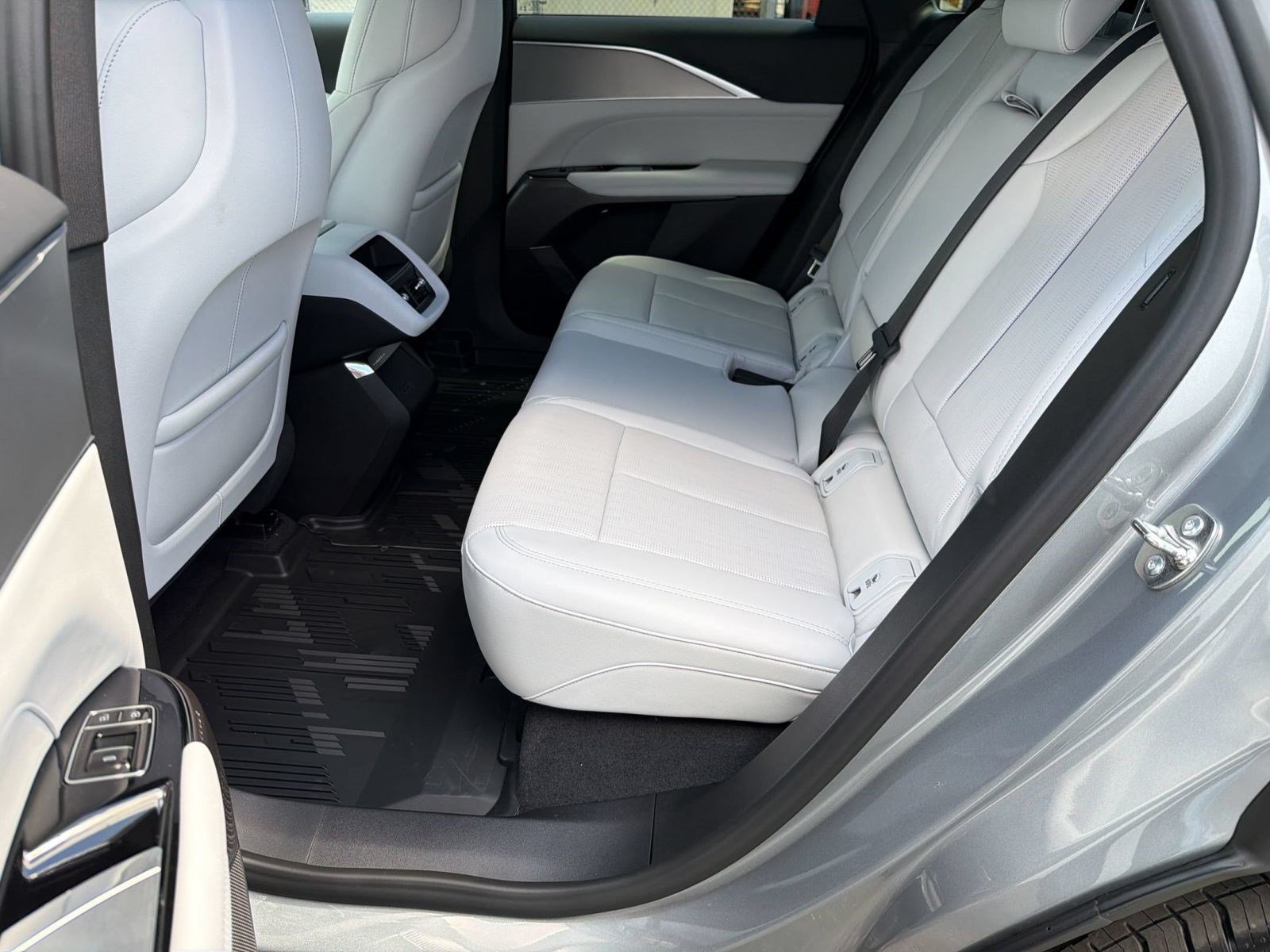 New 2027 Cadillac Lyriq Sport RWD image 23