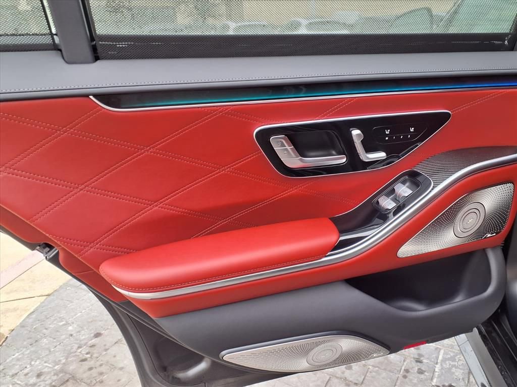 Used 2026 Mercedes-Benz S 63 AMG S image 13