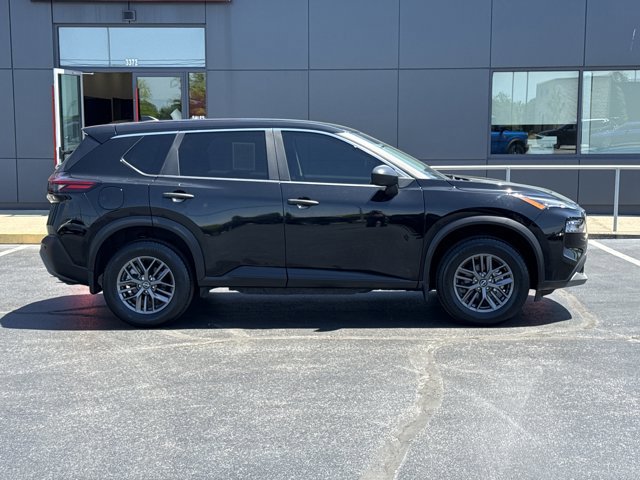 Certified 2023 Nissan Rogue S FWD image 2