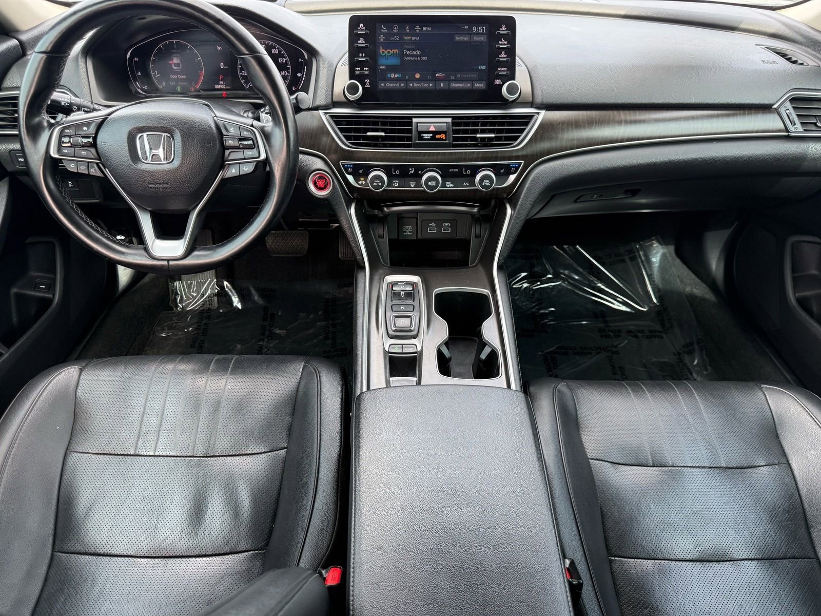 Used 2021 Honda Accord Touring image 30