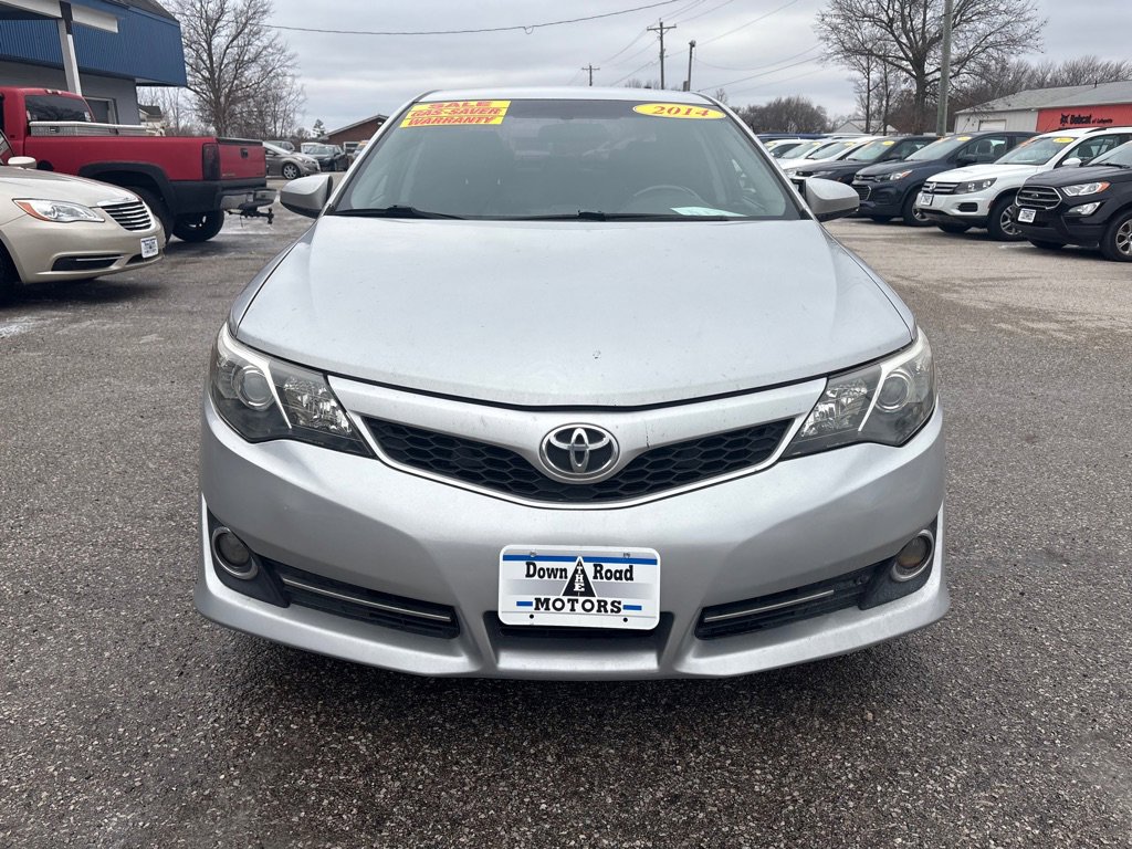 Used 2014 Toyota Camry SE image 8