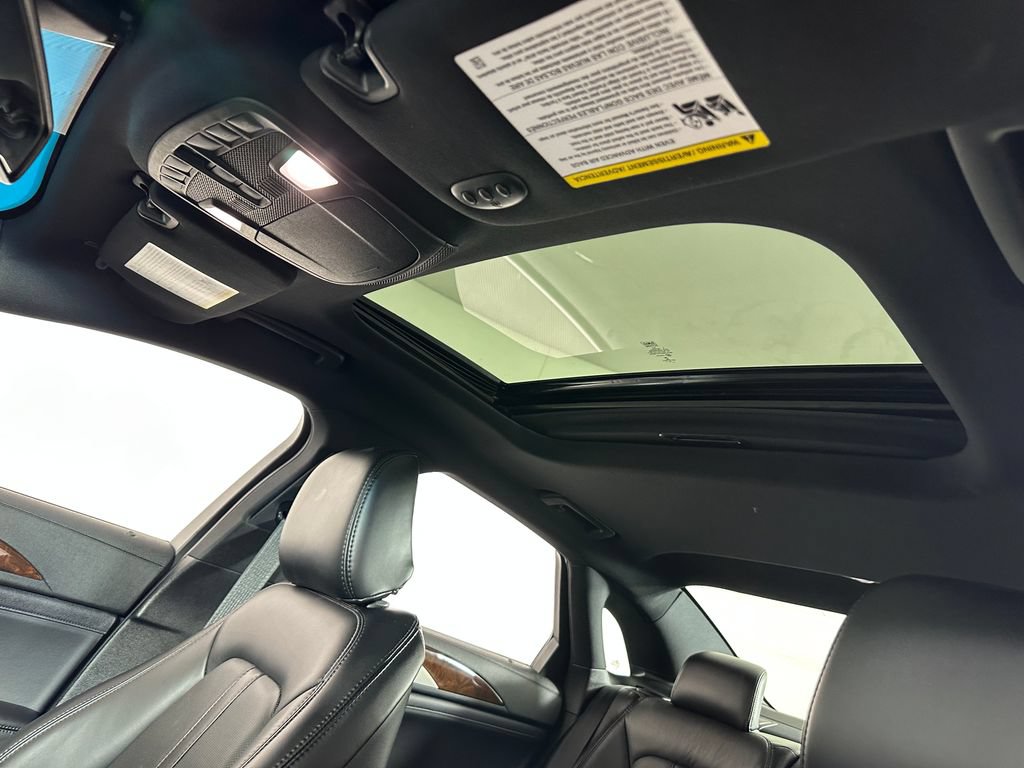 Used 2020 Lincoln MKZ Reserve w/ Elements Package AWD/4WD image 22