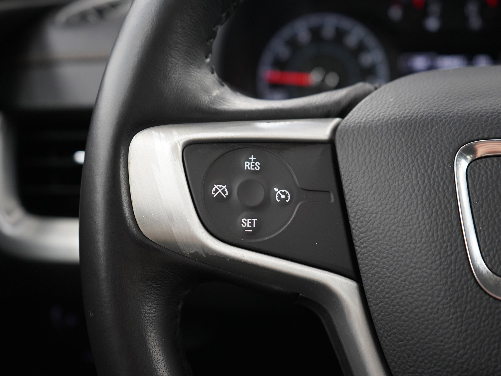 Used 2018 GMC Terrain SLE image 24