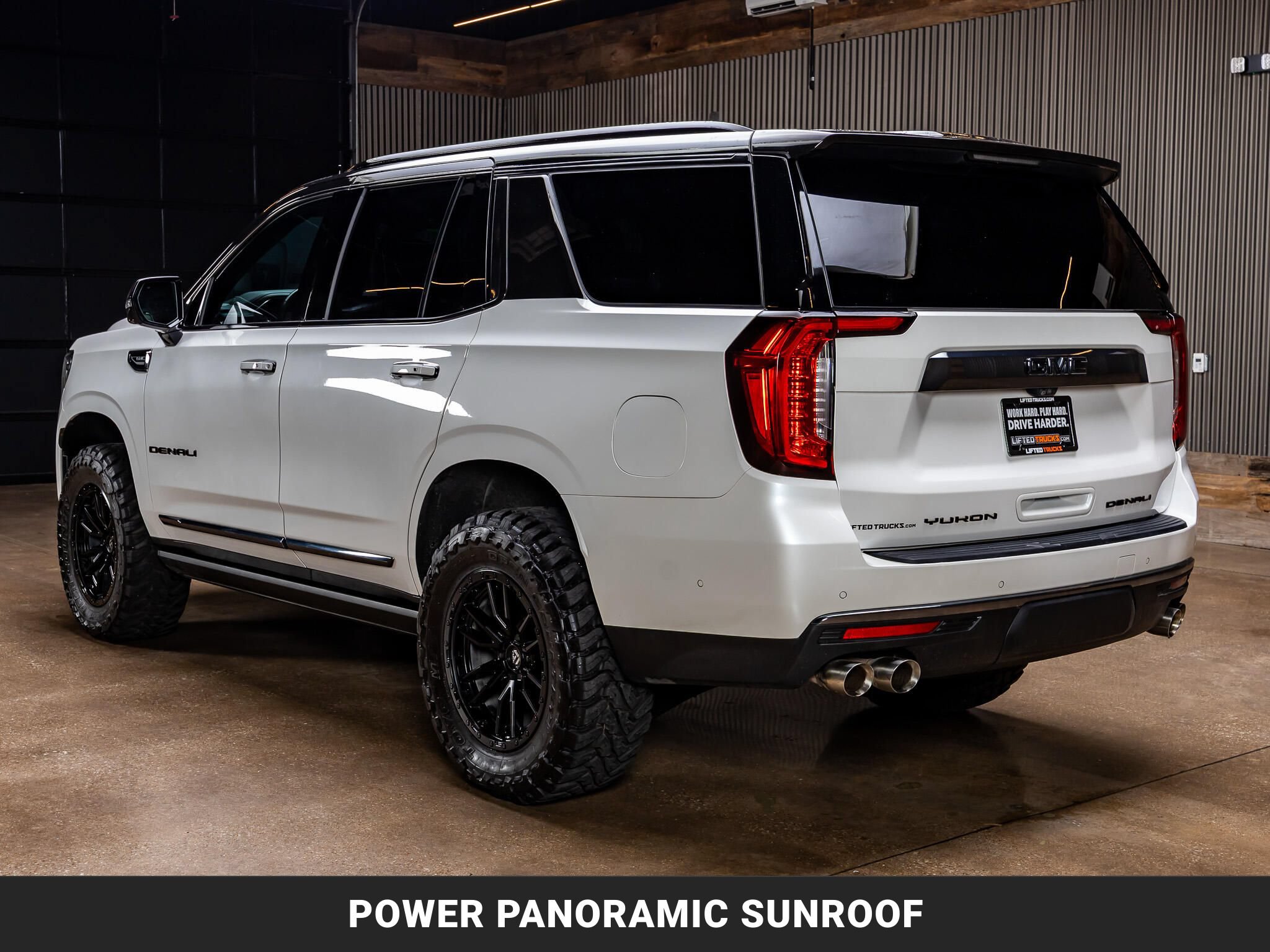 Used 2023 GMC Yukon Denali Ultimate AWD/4WD image 6