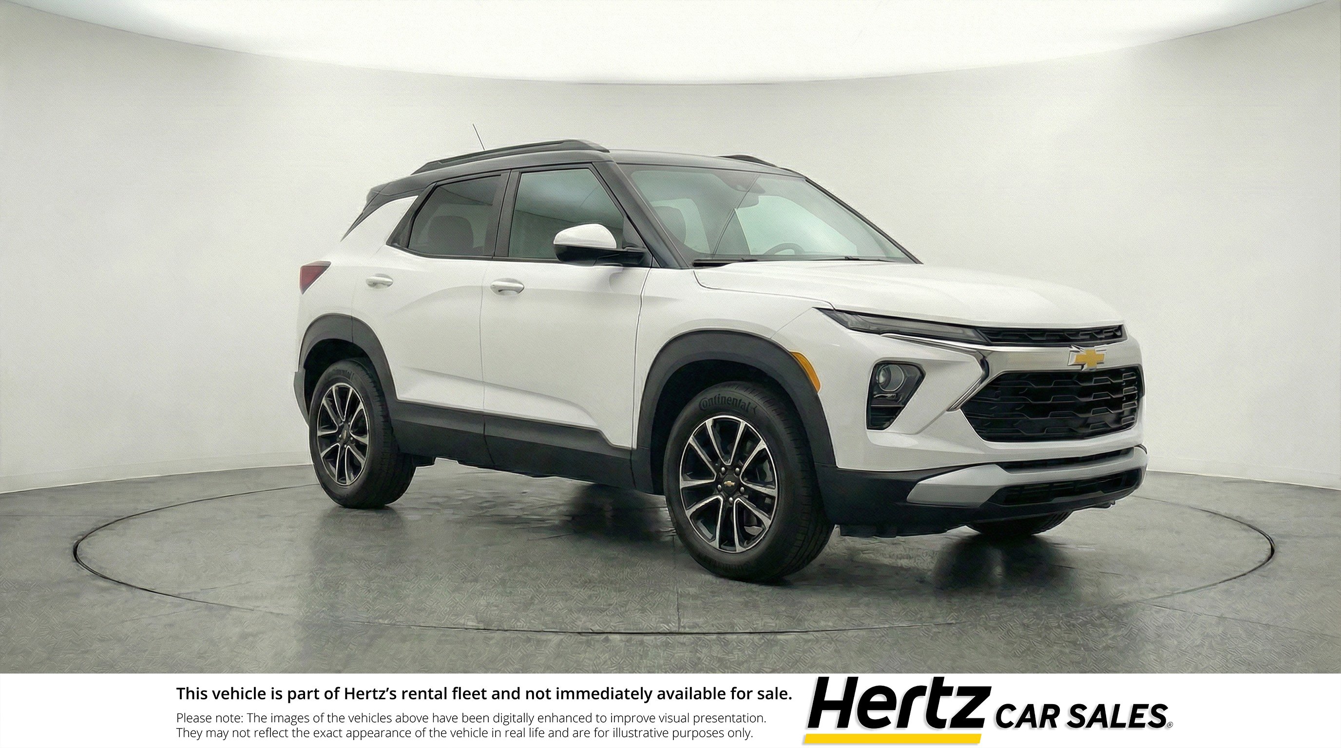 Used 2025 Chevrolet TrailBlazer LT image 1