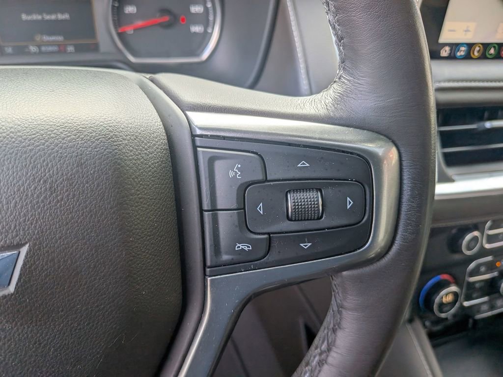 Used 2021 Chevrolet Suburban Z71 w/ Luxury Package image 18