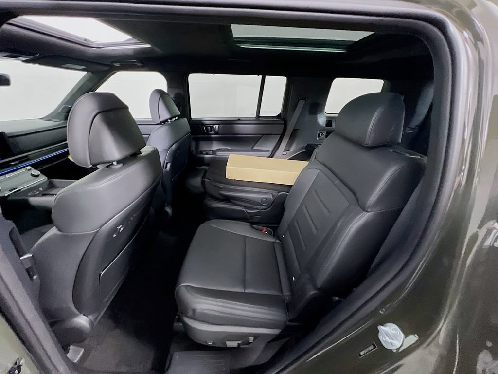 New 2026 Hyundai Santa Fe Calligraphy AWD/4WD image 24