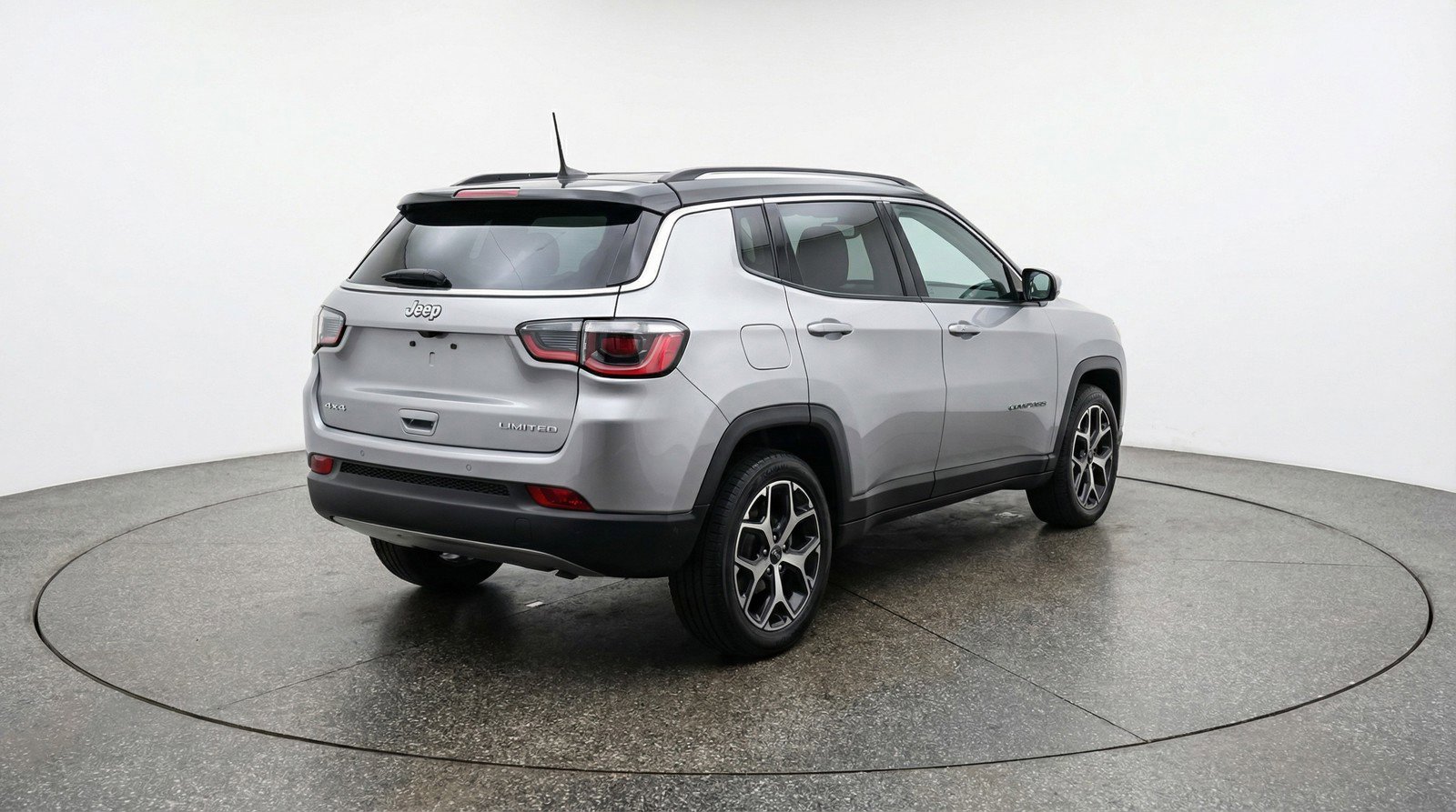Used 2025 Jeep Compass Limited image 9