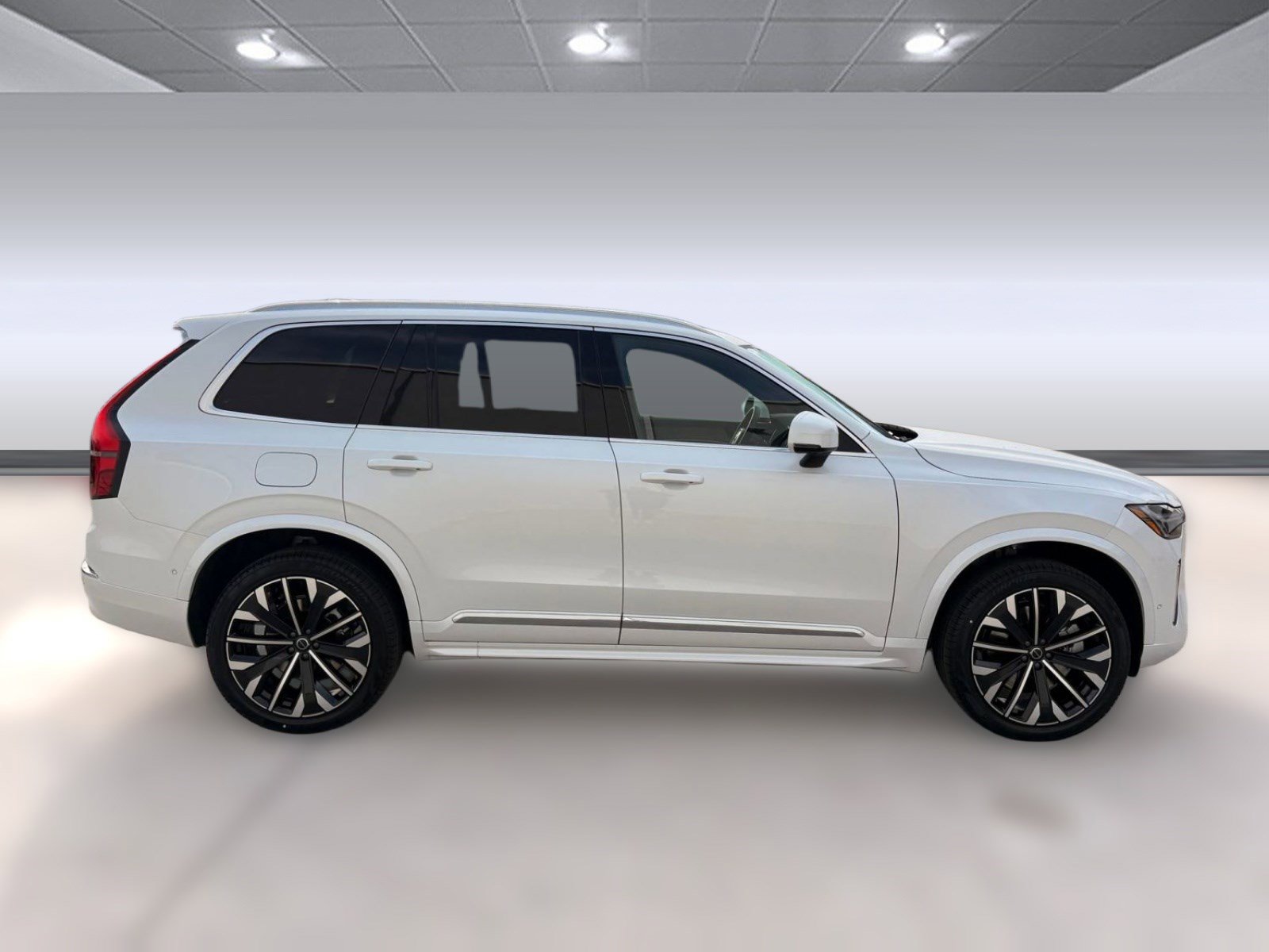 New 2026 Volvo XC90 T8 Plus w/ Protection Package Premier image 8