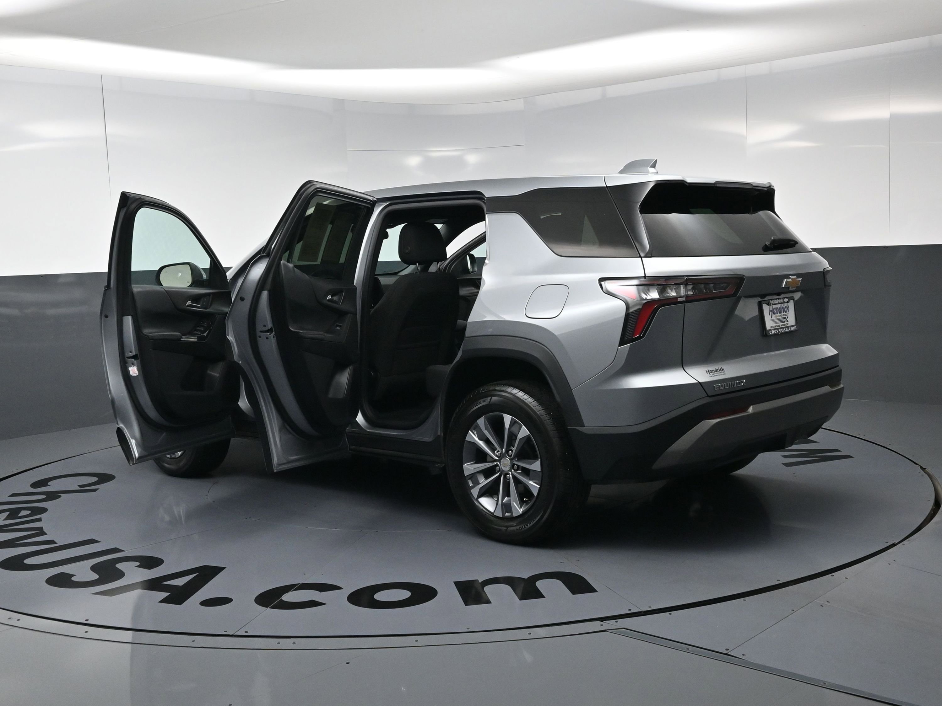 Used 2026 Chevrolet Equinox LT FWD image 28