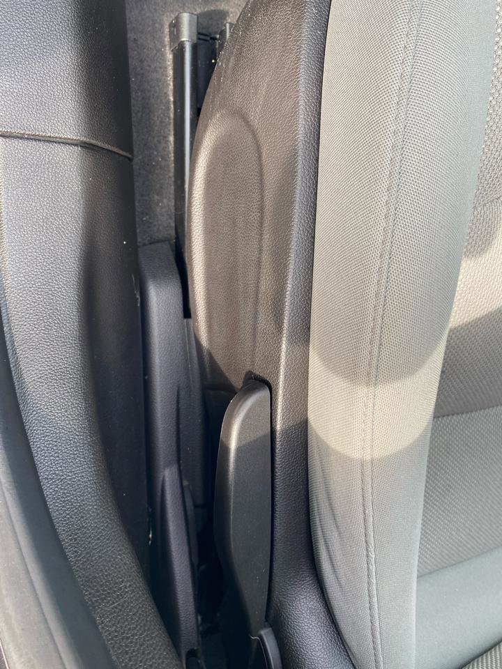 Used 2014 Chevrolet Cruze LT w/ Technology Package image 15