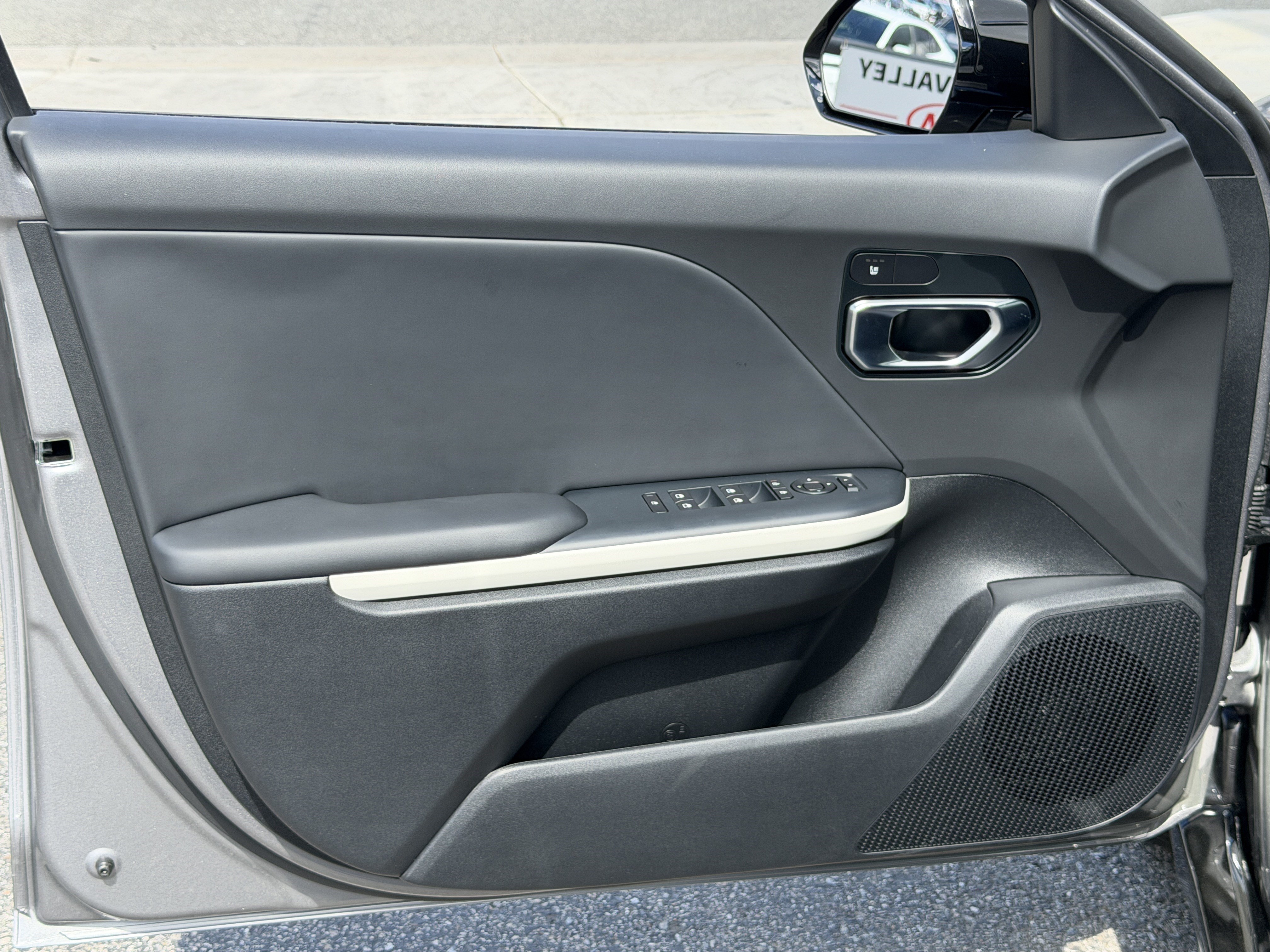 Certified 2025 Kia K4 GT-Line Turbo w/ GT-Line Sunroof Package FWD image 13