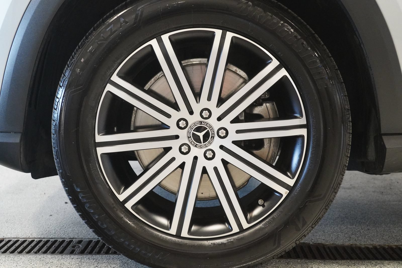 Certified 2025 Mercedes-Benz GLE 450e 4MATIC image 8