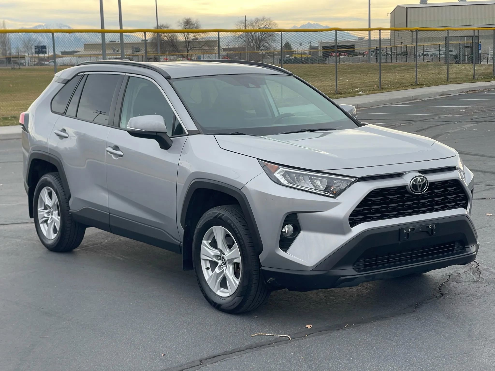 Used 2021 Toyota RAV4 XLE image 11