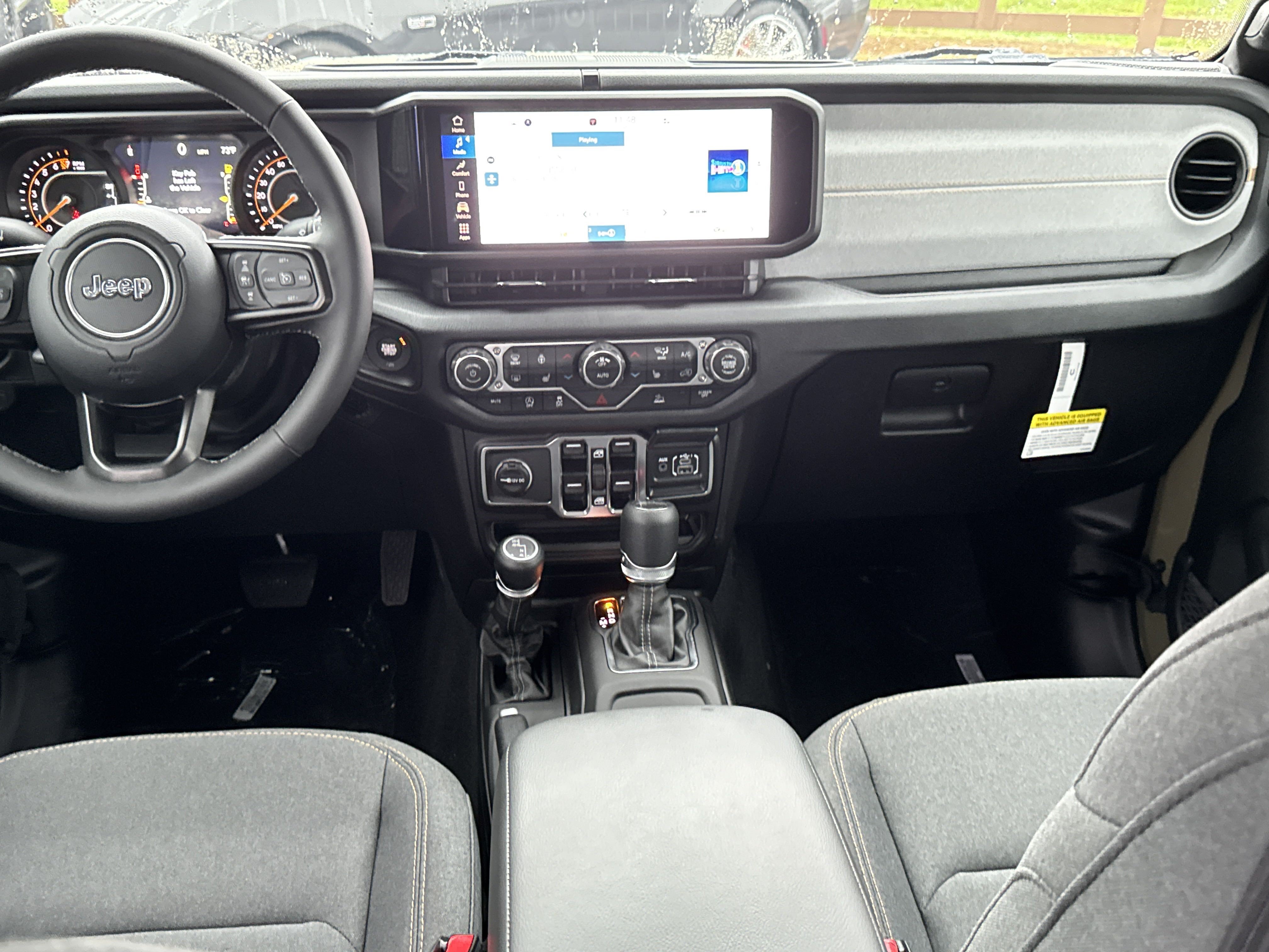 New 2025 Jeep Gladiator Sport AWD/4WD image 22