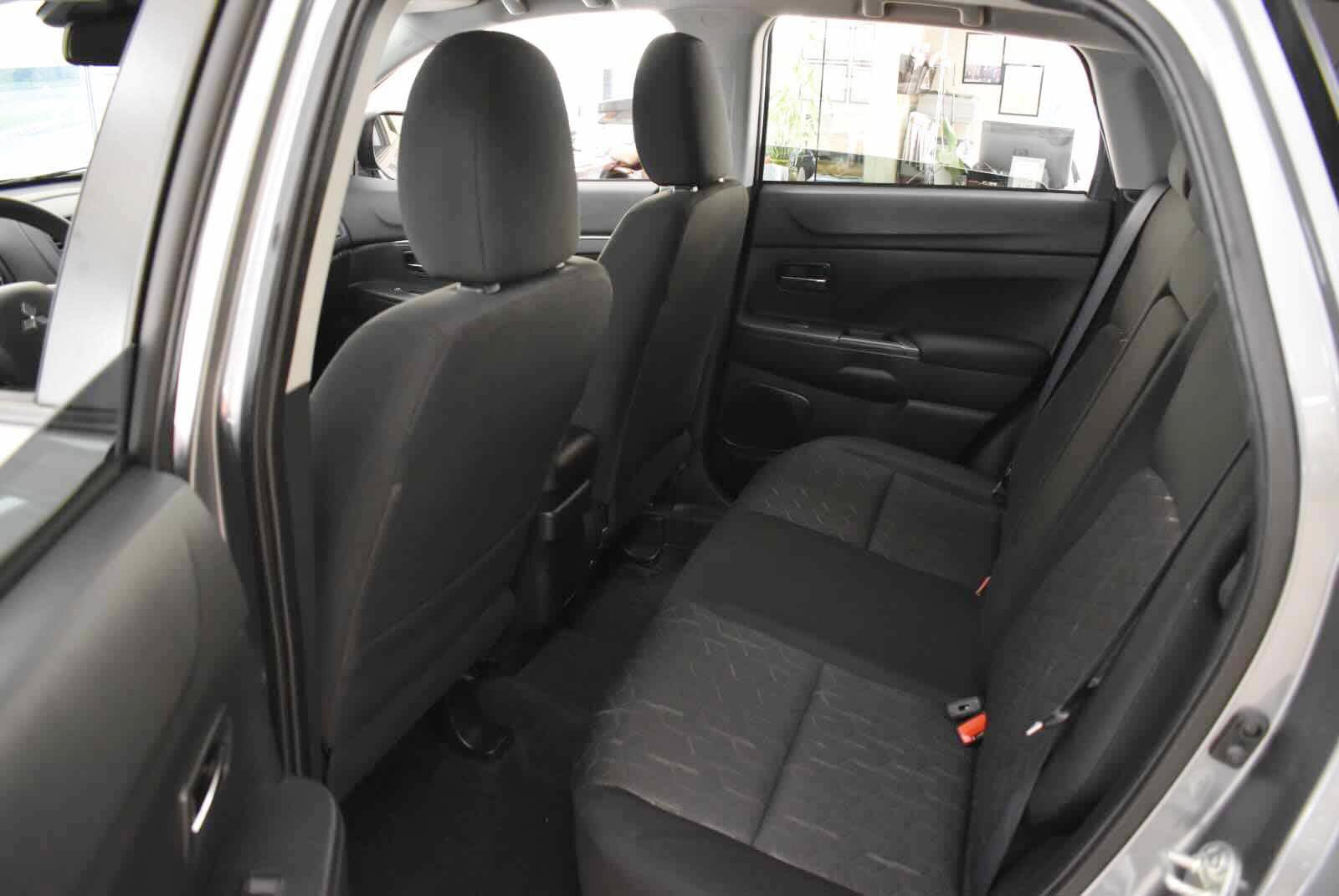 Used 2024 Mitsubishi Outlander Sport LE AWD/4WD image 13