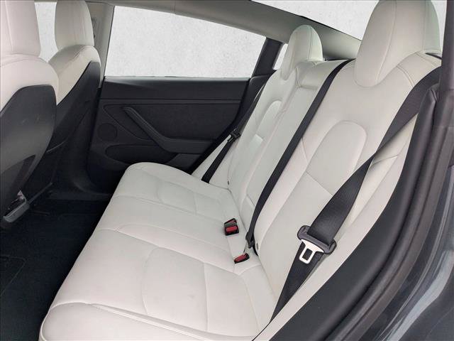 Used 2022 Tesla Model 3 Long Range AWD/4WD image 15