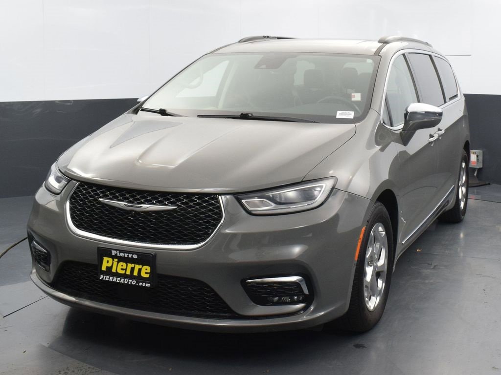 Used 2022 Chrysler Pacifica Limited