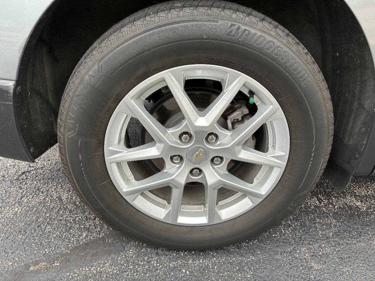 Used 2023 Chevrolet Equinox LT AWD/4WD image 21