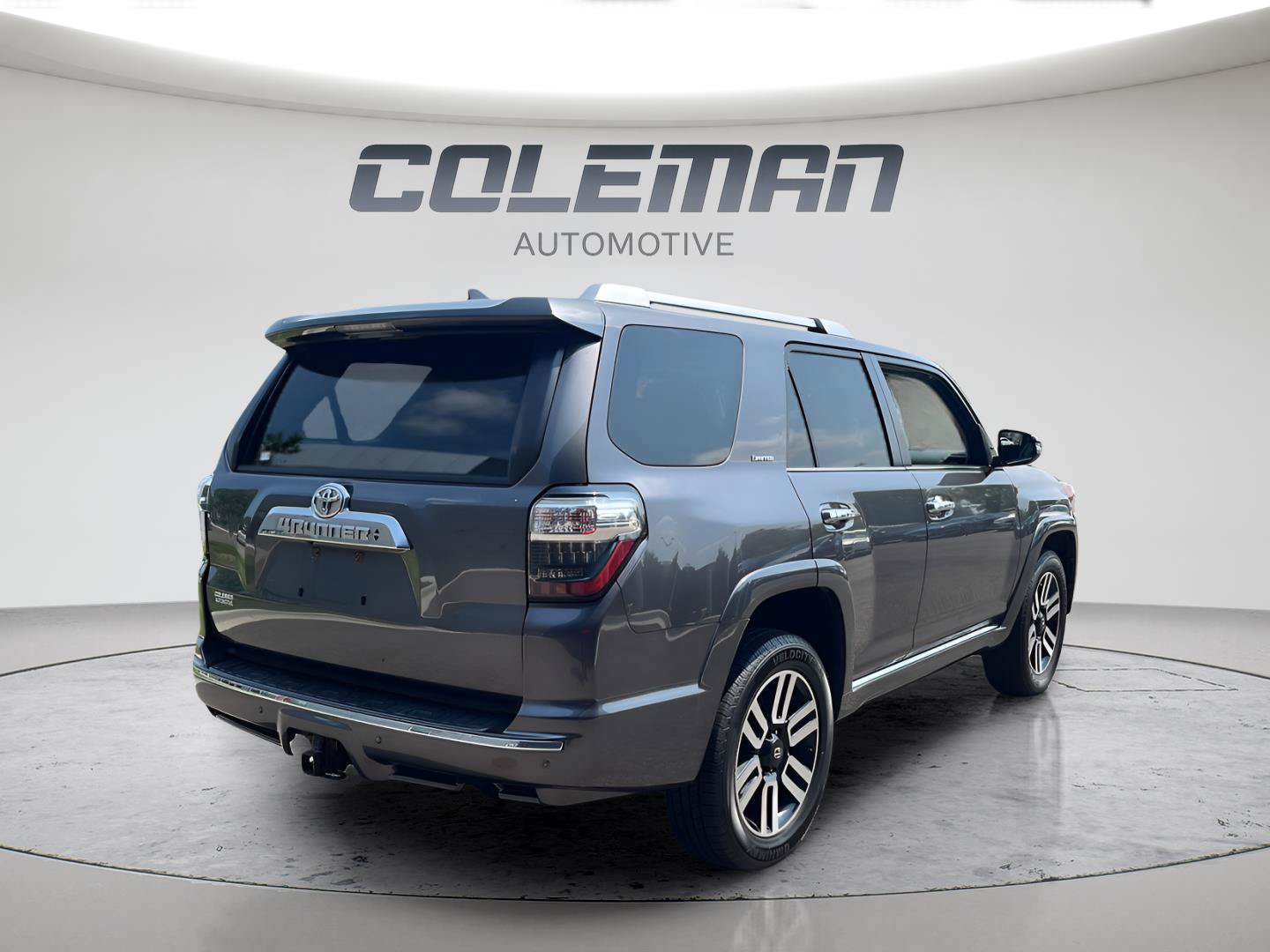 Used 2017 Toyota 4Runner Limited AWD/4WD image 5
