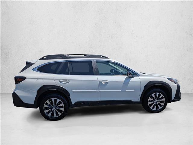 Certified 2025 Subaru Outback Limited AWD/4WD image 4