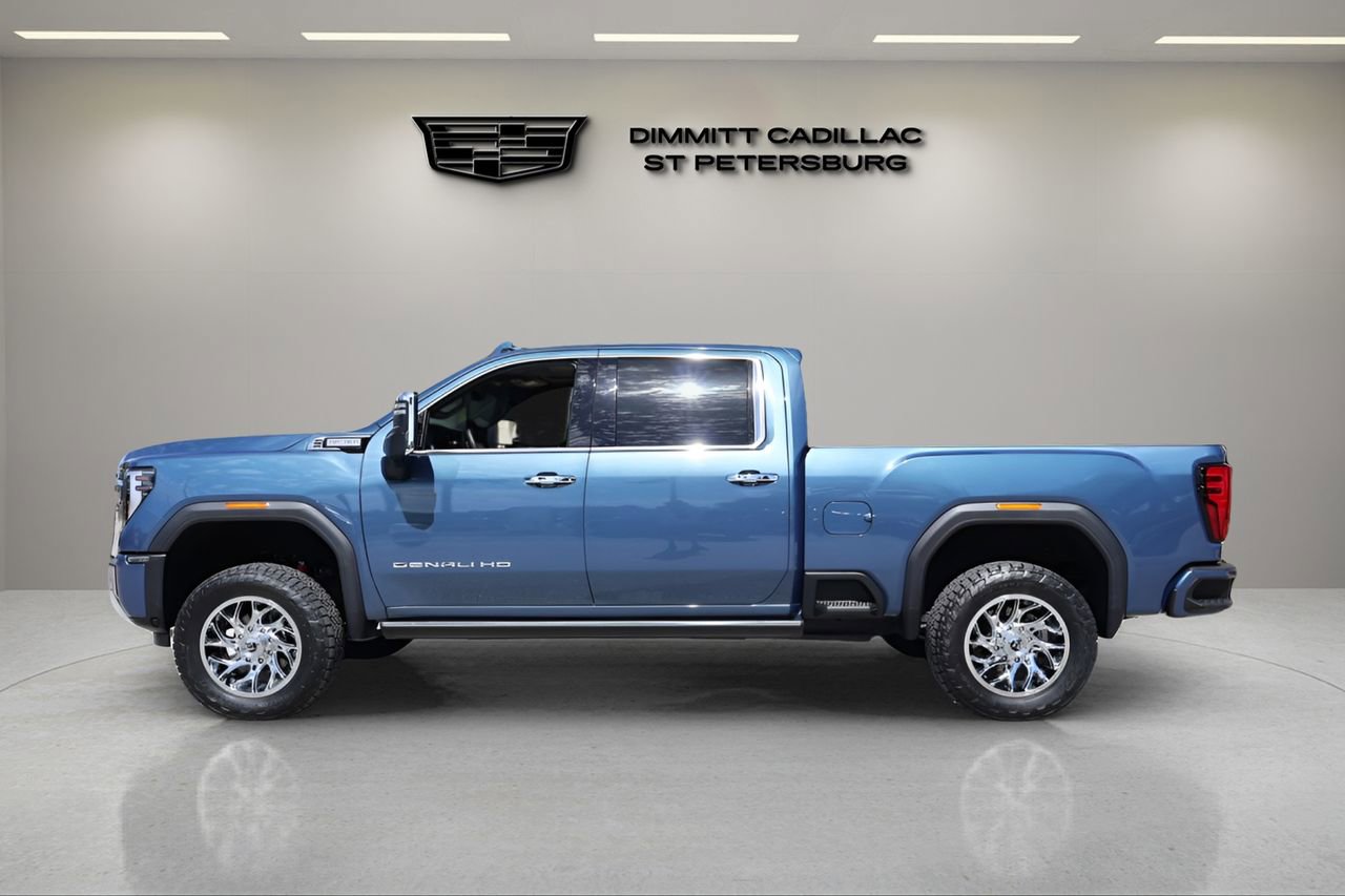 Used 2024 GMC Sierra 2500 Denali w/ Denali Reserve Package AWD/4WD image 2