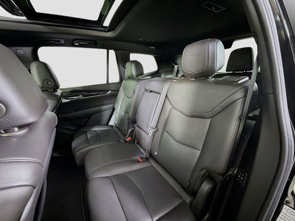 Used 2023 Cadillac XT6 Premium Luxury image 26