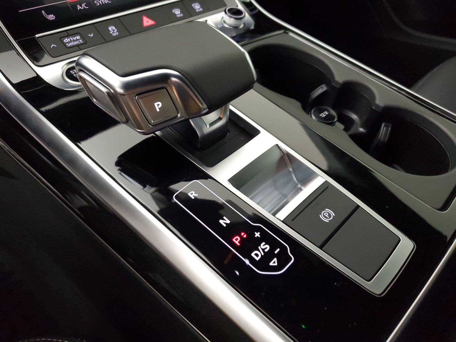 Used 2025 Audi Q8 Premium w/ Black Optic Package AWD/4WD image 32