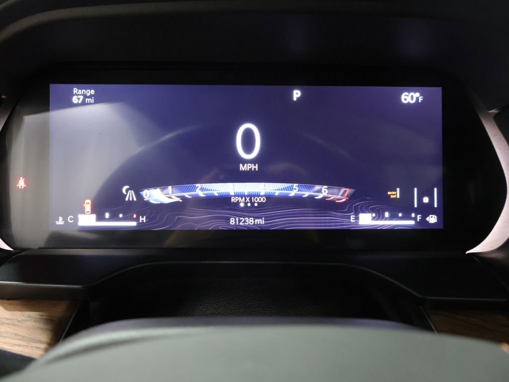 Certified 2021 Jeep Grand Cherokee L Summit w/ Advanced Protech Group IV AWD/4WD image 39