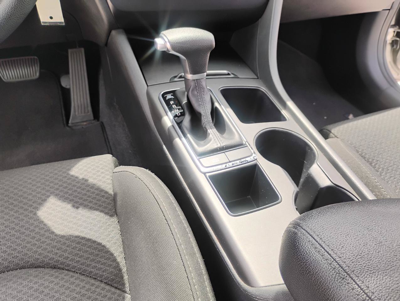 Used 2017 Kia Optima LX FWD image 58
