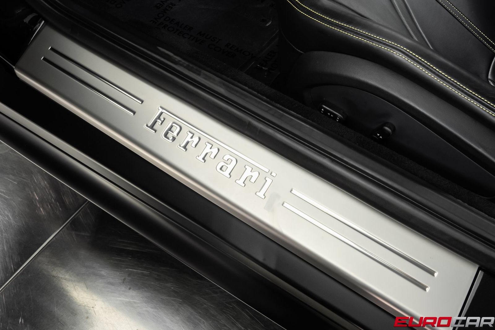 Used 2020 Ferrari 812 Superfast RWD image 46