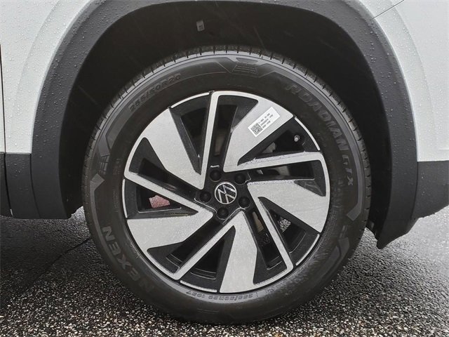 New 2026 Volkswagen Atlas SEL image 12