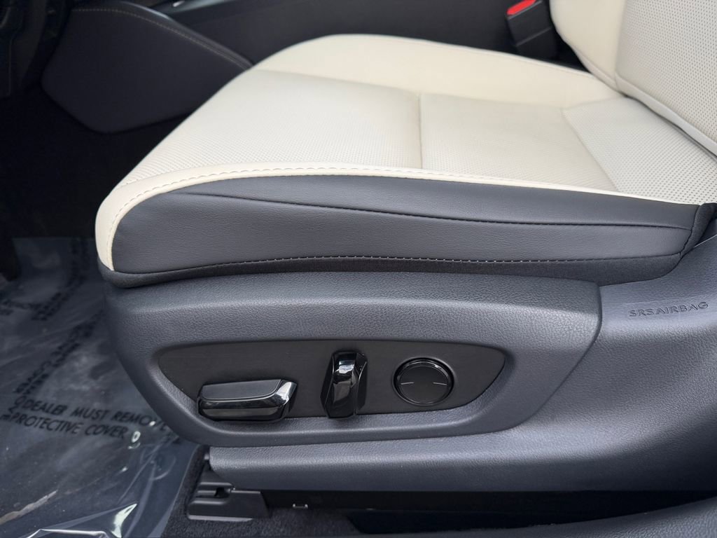 Certified 2025 Lexus ES 350 w/ Premium Package image 15
