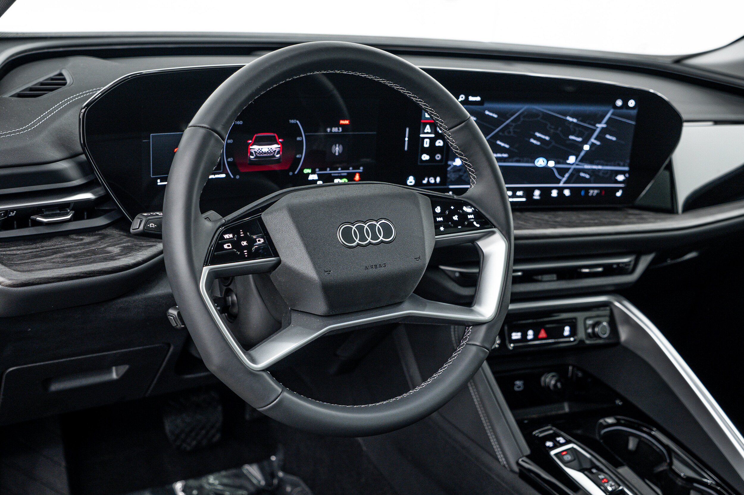 Used 2025 Audi Q5 Premium w/ Convenience Package AWD/4WD image 11