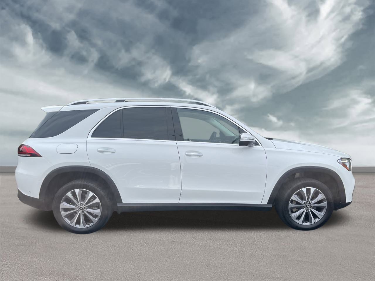 Used 2022 Mercedes-Benz GLE 350 4MATIC image 6