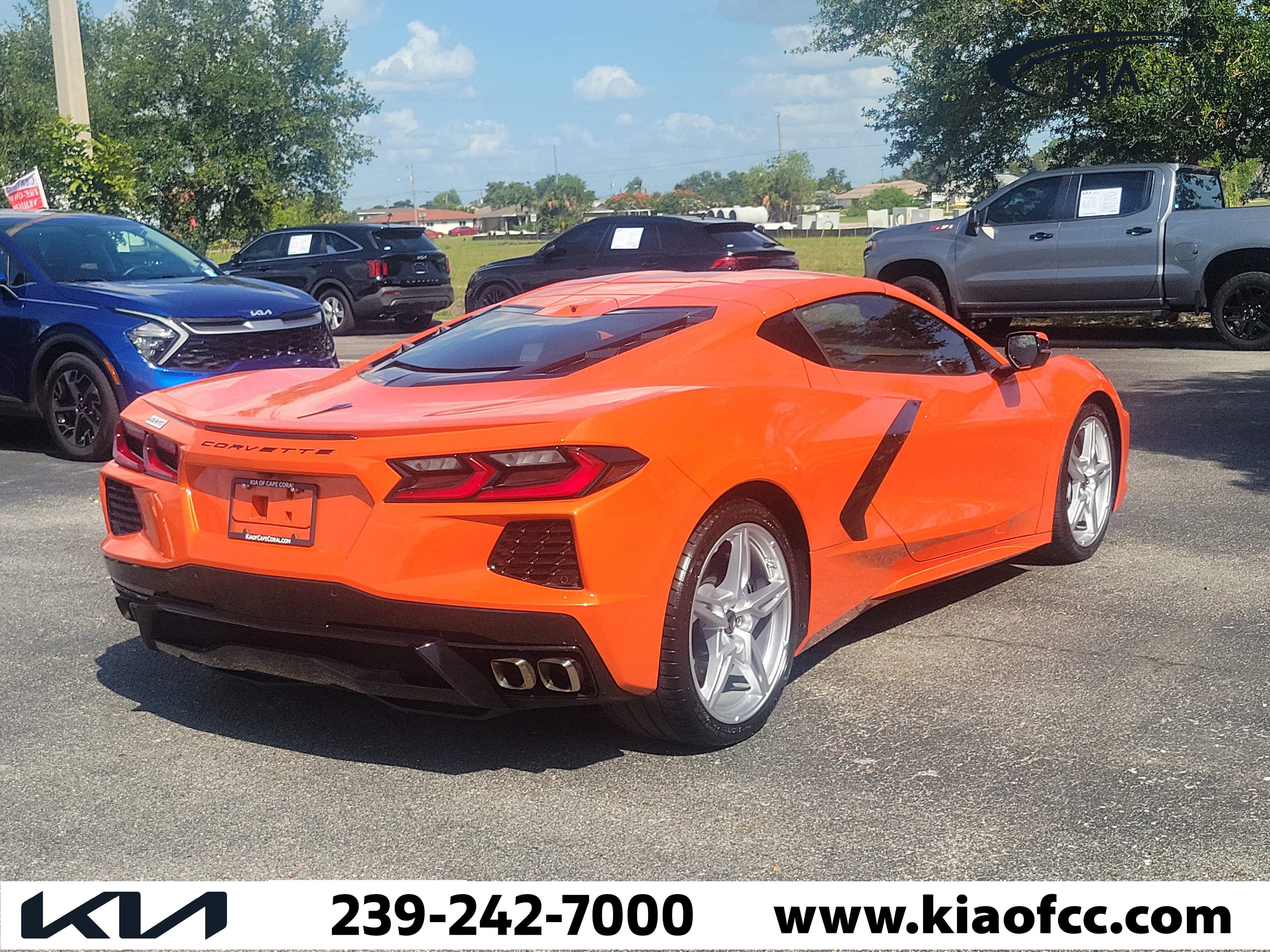 Used 2020 Chevrolet Corvette Stingray Preferred Cpe w/ 2LT Preferred Equipment Group RWD image 6
