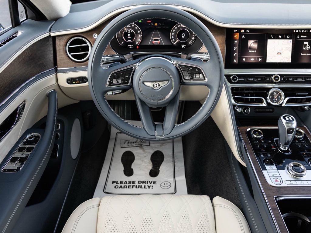 New 2026 Bentley Flying Spur Plug-In Hybrid AWD/4WD image 2
