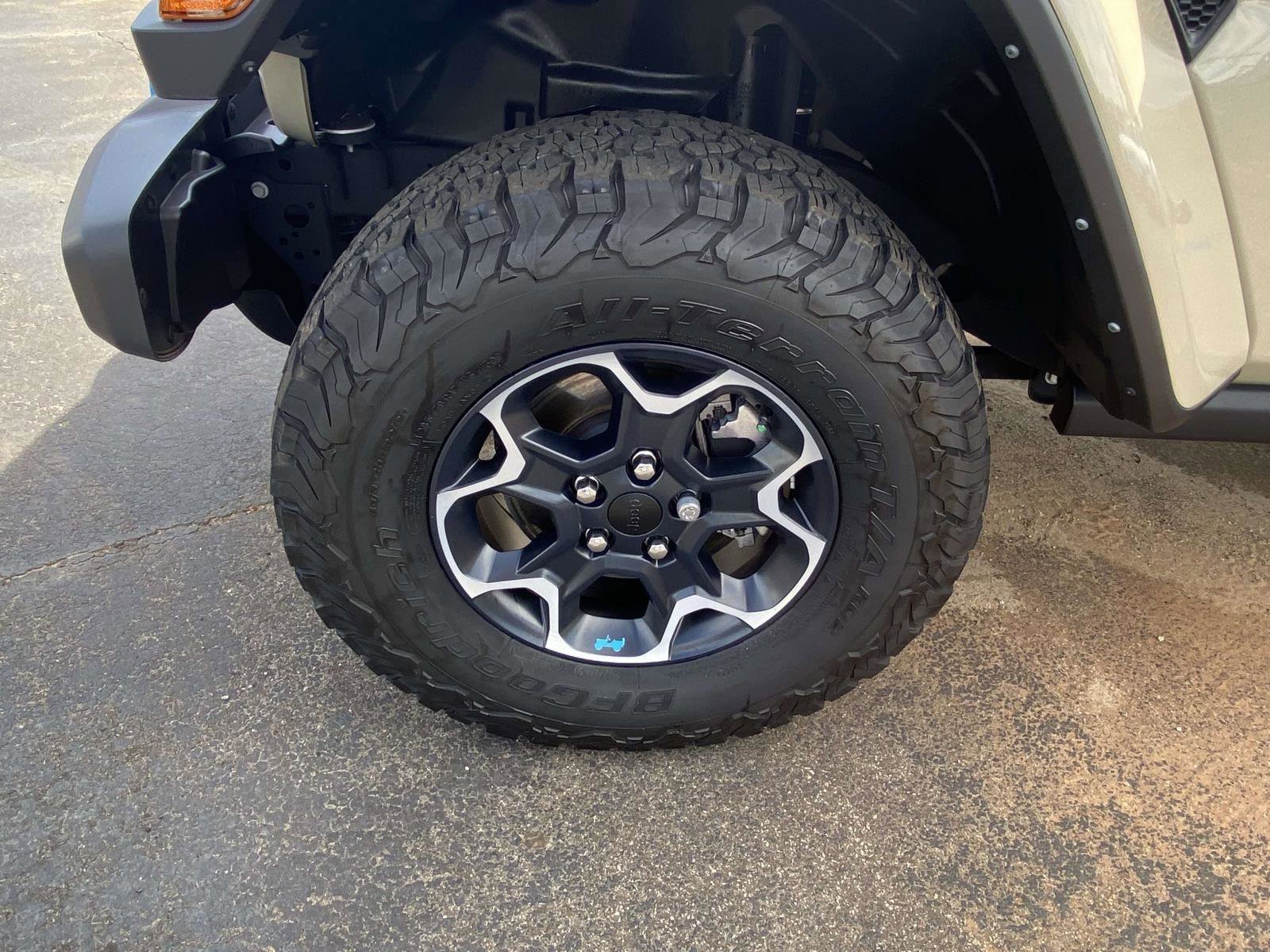 Used 2022 Jeep Wrangler Unlimited Rubicon 4xe image 27