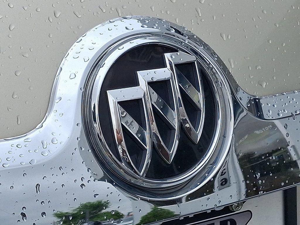 Used 2013 Buick LaCrosse Leather image 29