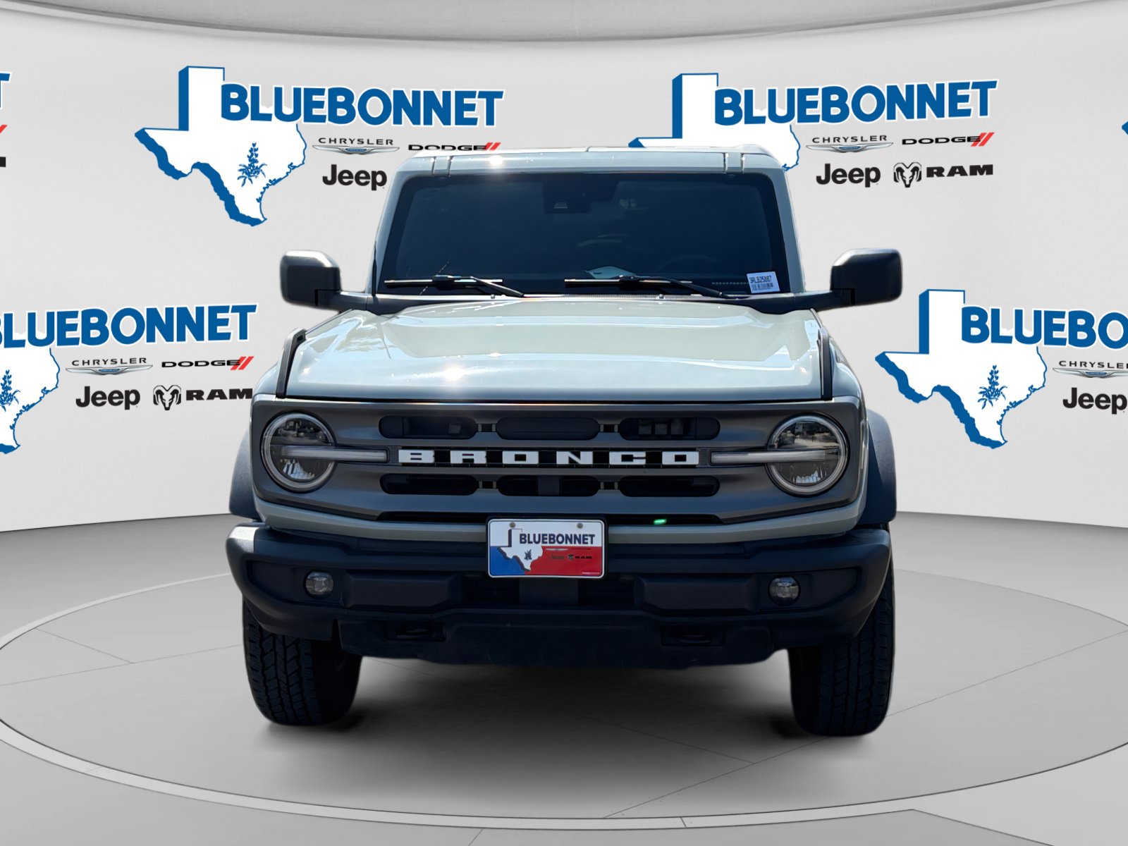 Used 2024 Ford Bronco Big Bend AWD/4WD image 2