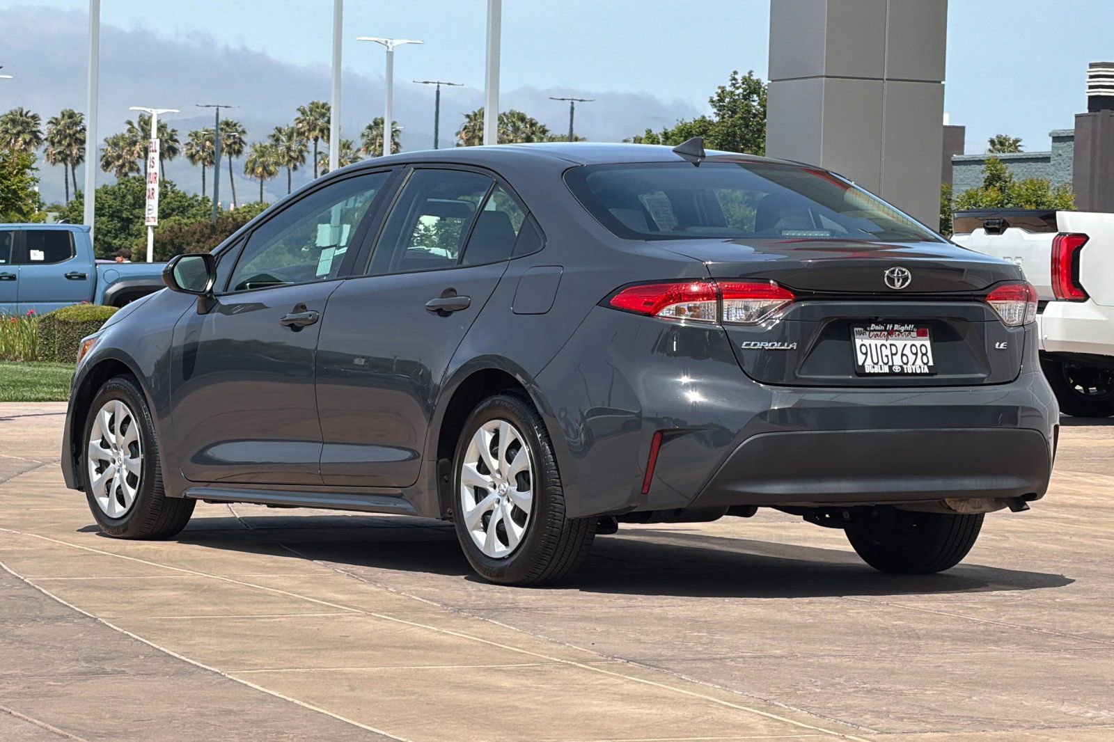 Used 2024 Toyota Corolla LE FWD image 6
