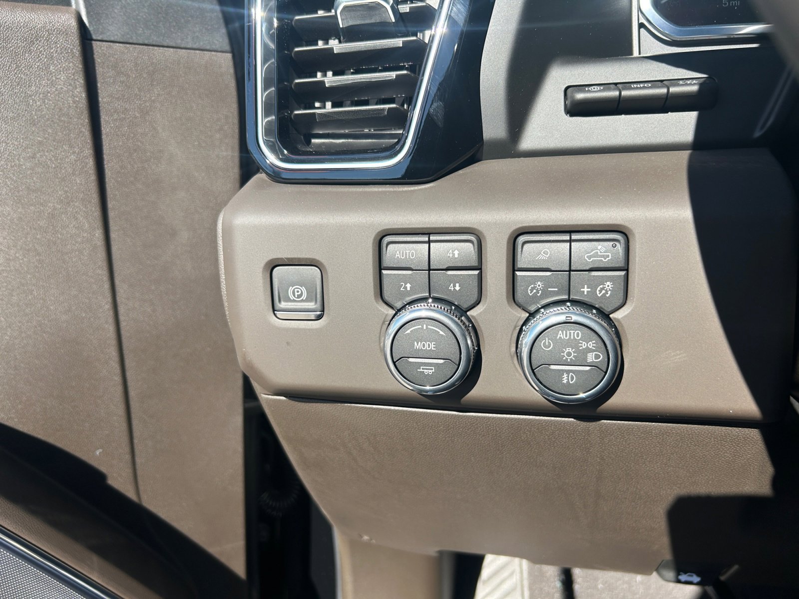 New 2026 GMC Sierra 1500 Denali image 28