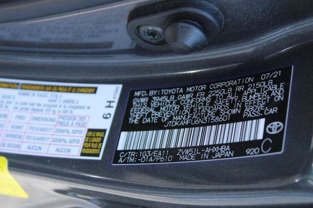 Certified 2022 Toyota Prius Limited FWD image 17