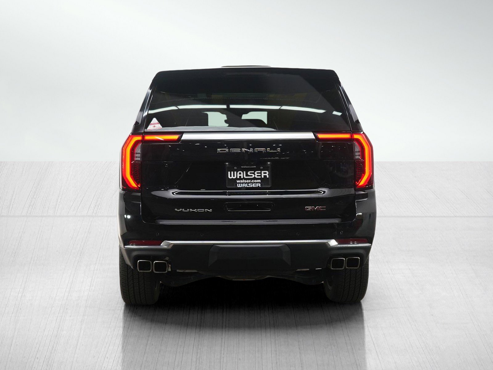 Used 2025 GMC Yukon Denali w/ Denali Reserve Package image 4