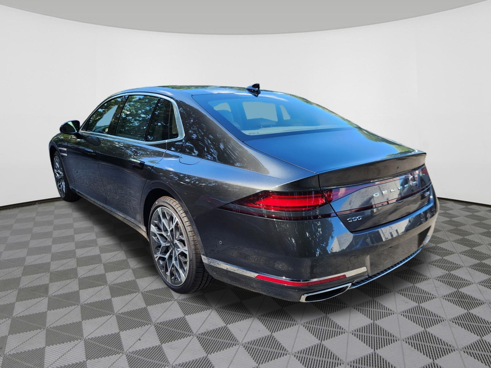 Used 2026 Genesis G90 3.5T AWD/4WD image 3