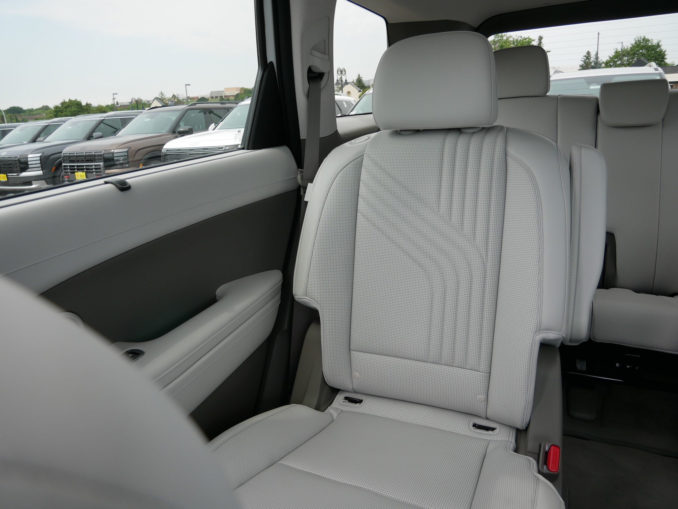 Certified 2026 Hyundai Palisade SEL Premium AWD/4WD image 12