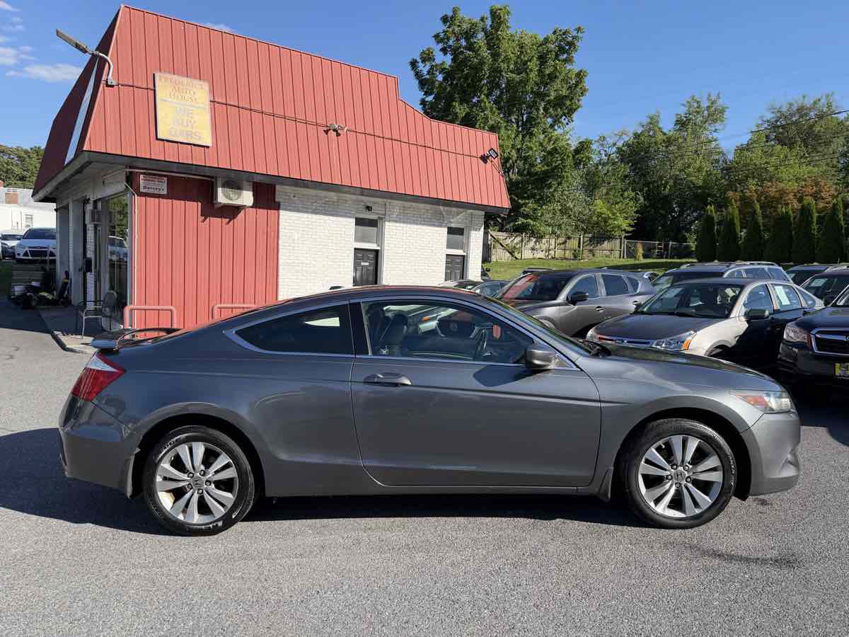Used 2010 Honda Accord EX-L image 8