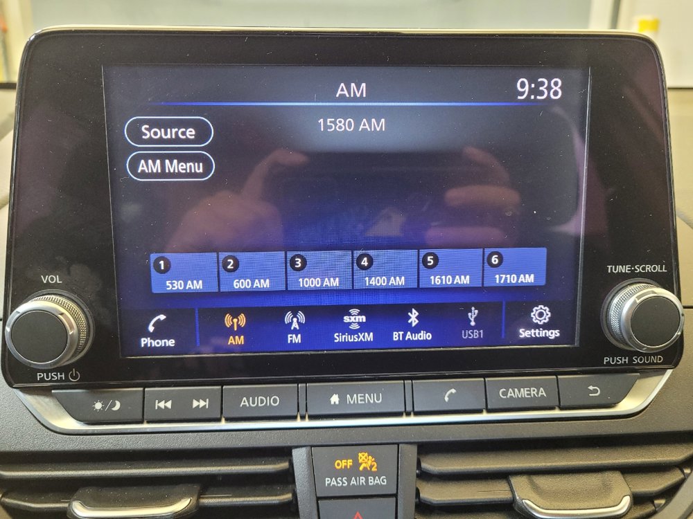 Used 2024 Nissan Altima 2.5 SV image 25