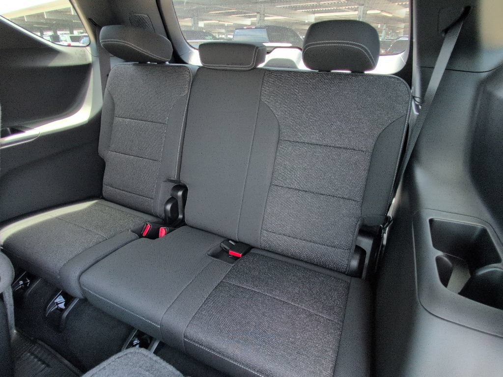 New 2026 Chevrolet Traverse LT w/ Driver Confidence Package FWD image 9